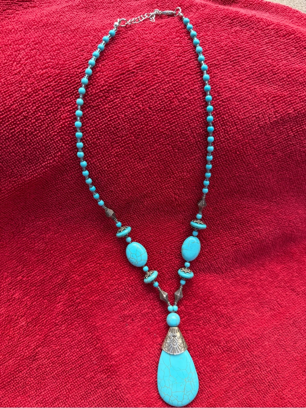 Turquoise Bead Pendant Necklace - Women Jewelry